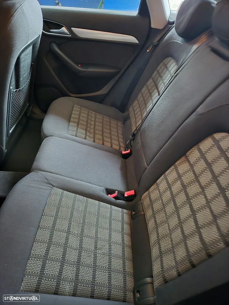 Audi Q3 2.0 TDI quattro S-tronic - 30