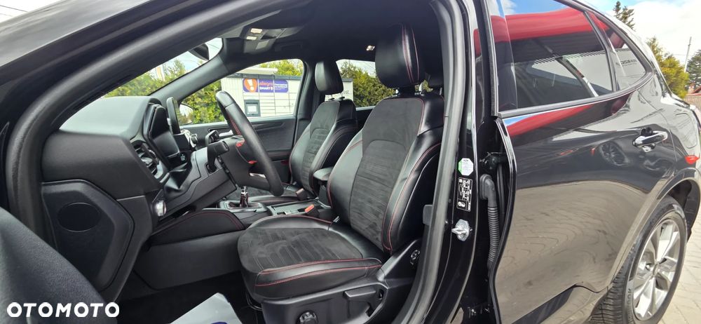Ford Kuga 2.0 TDCi 4x4 ST-Line - 31