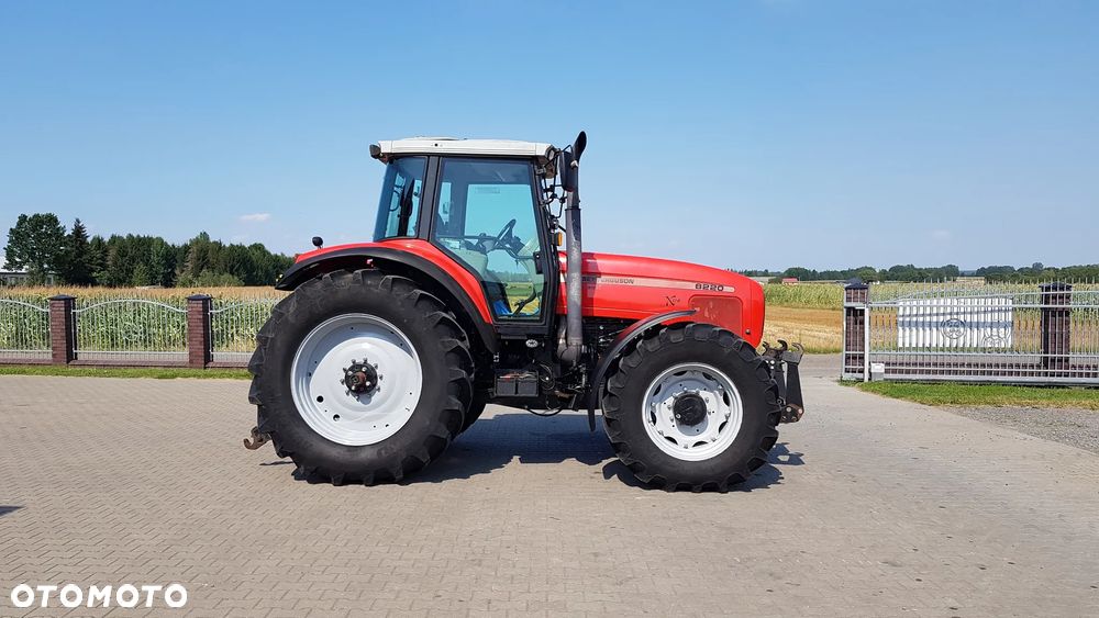 Massey Ferguson 8220 Xtra 2003R - 40