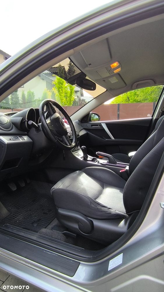Mazda 3 2.0 Exclusive + - 7
