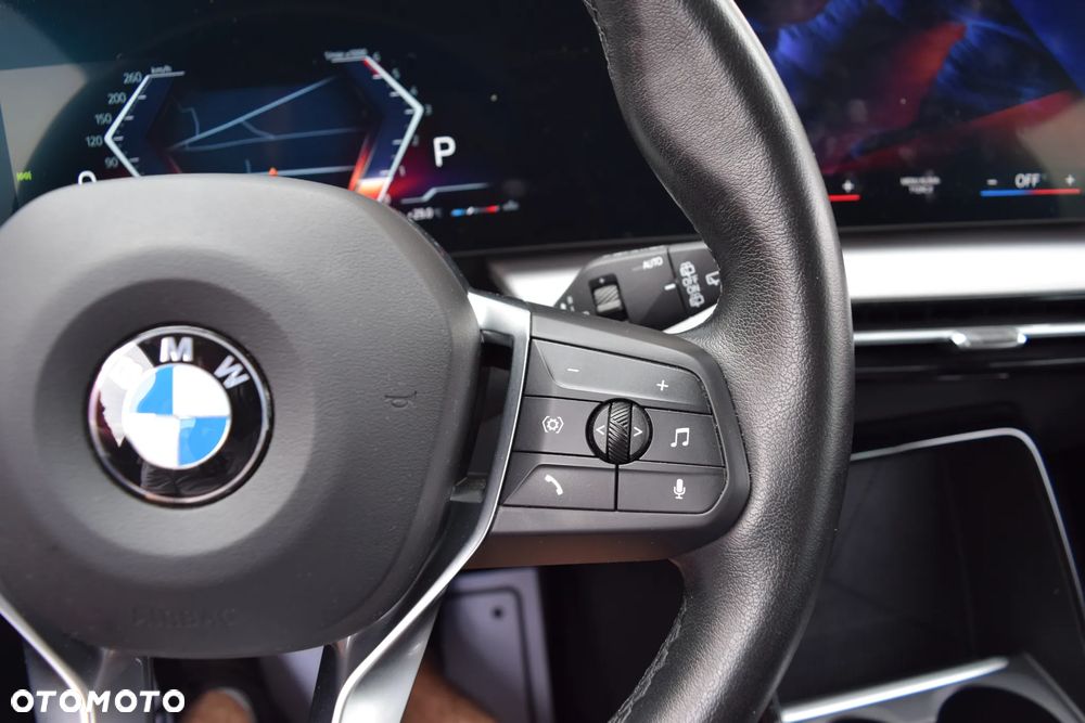 BMW X1 sDrive18d Advantage sport - 25