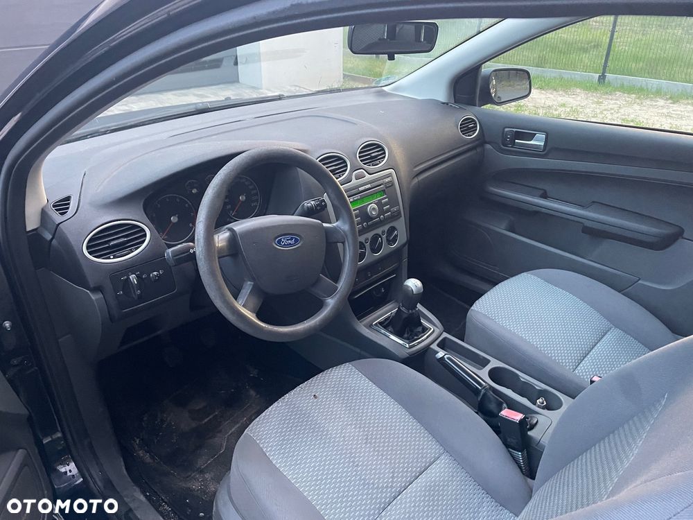 Ford Focus 1.4 Trend - 5