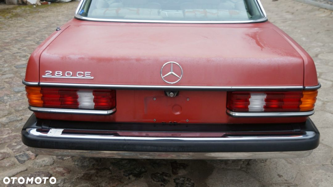 Mercedes-Benz W123 - 22