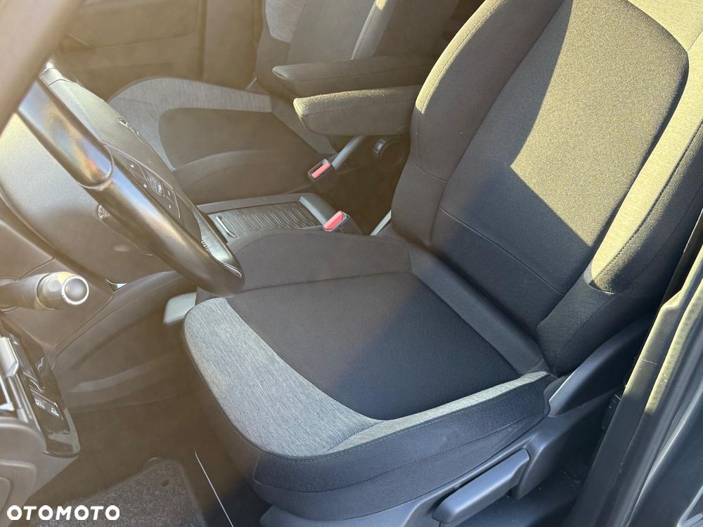 Citroën C4 Picasso - 13