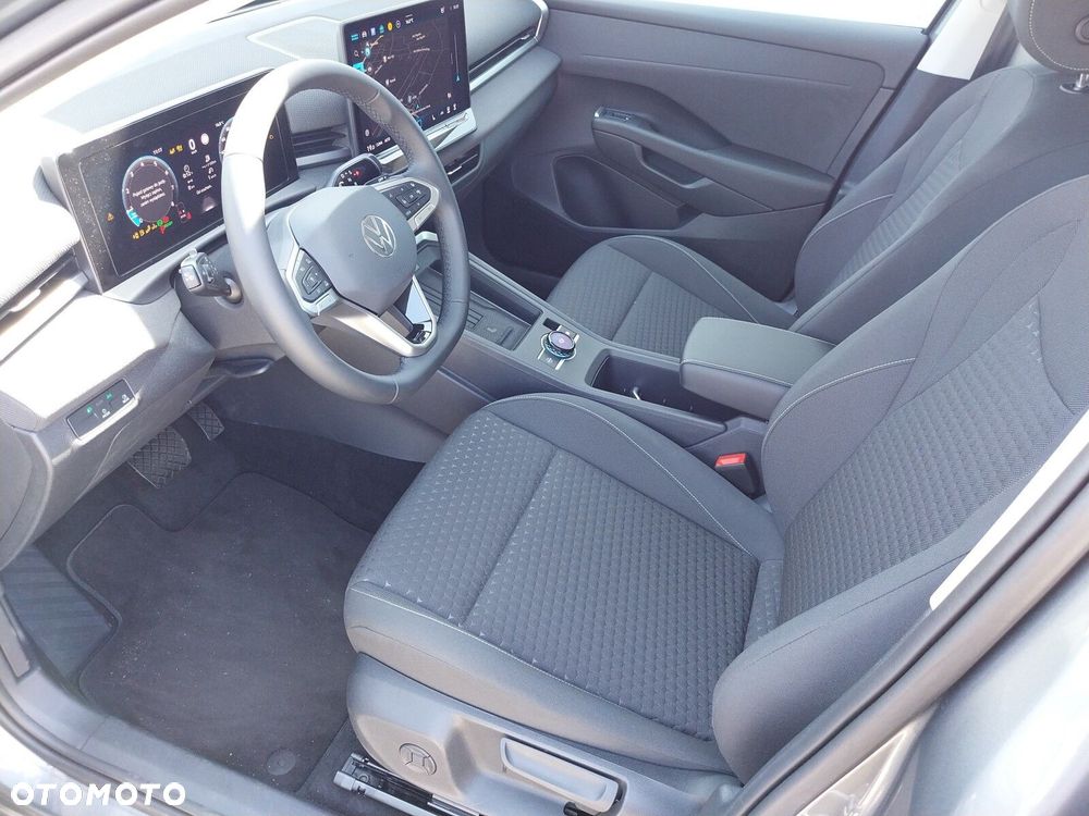 Volkswagen T-Roc 1.5 eTSI Life DSG - 8