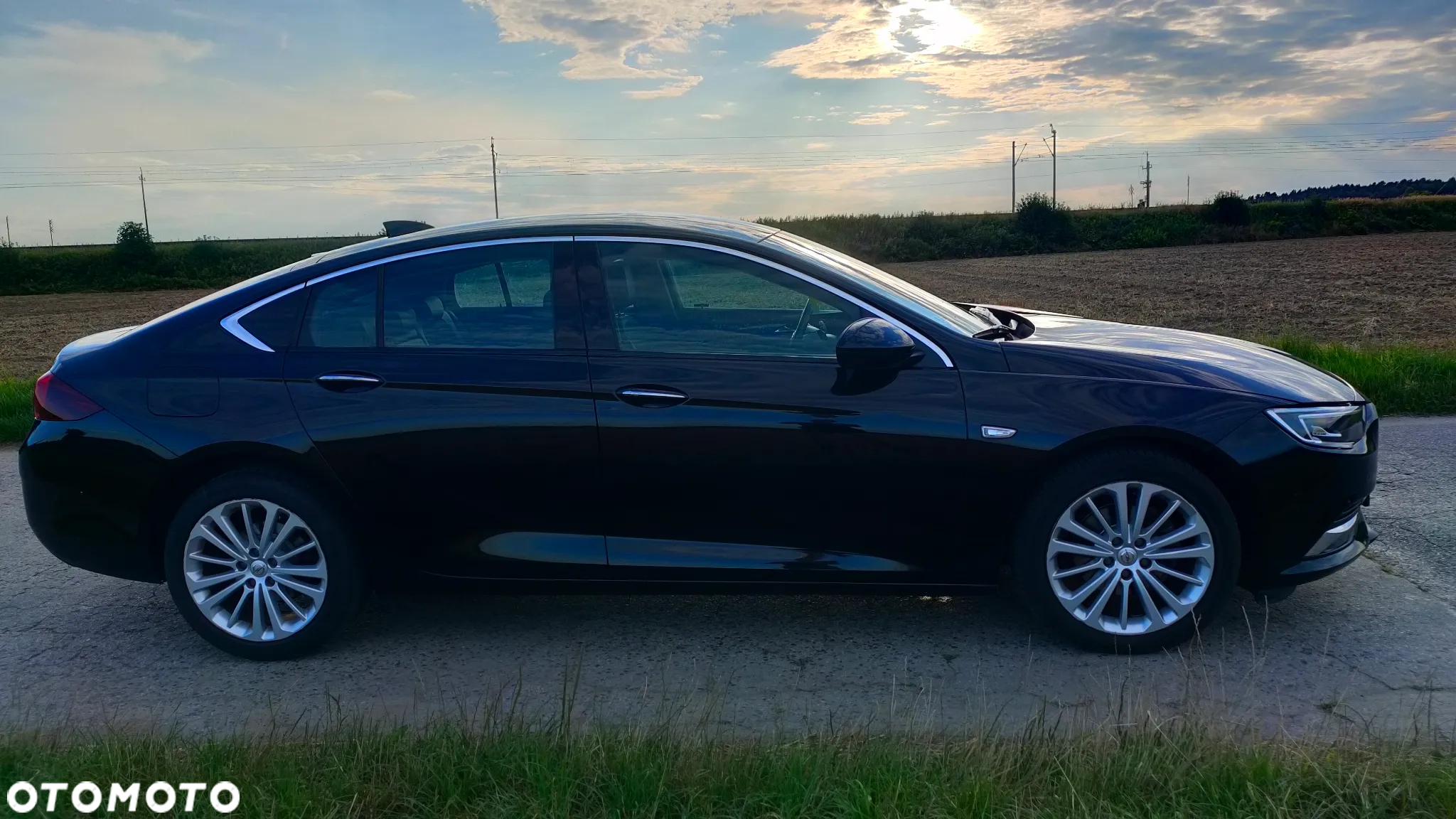 Opel Insignia 1.5 T Exclusive S&S - 14