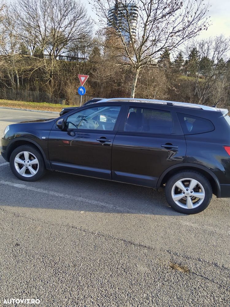 Nissan Qashqai+2 - 3