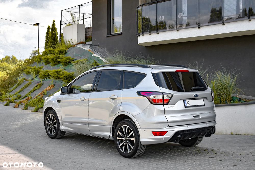 Ford Kuga 1.5 TDCi FWD ST-Line - 3