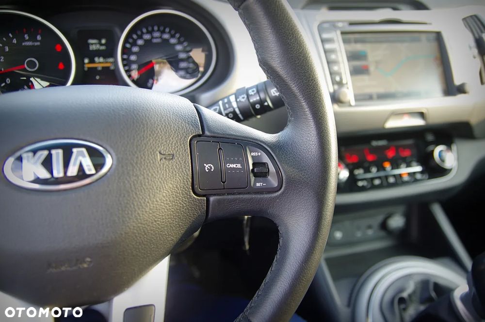 Kia Sportage 1.7 CRDI 2WD ISG Dream-Team Edition - 32