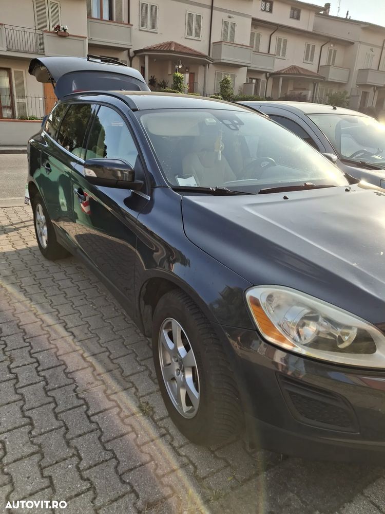 Volvo XC 60 D3 AWD Momentum - 14