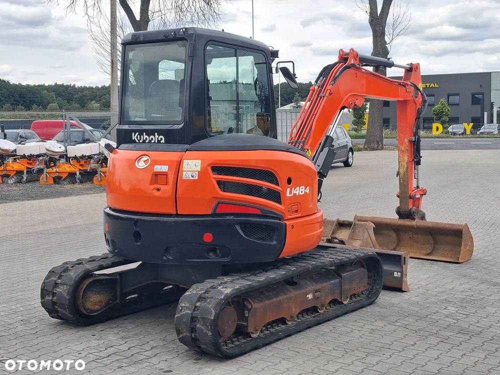 Kubota U 48 - 4 - 4