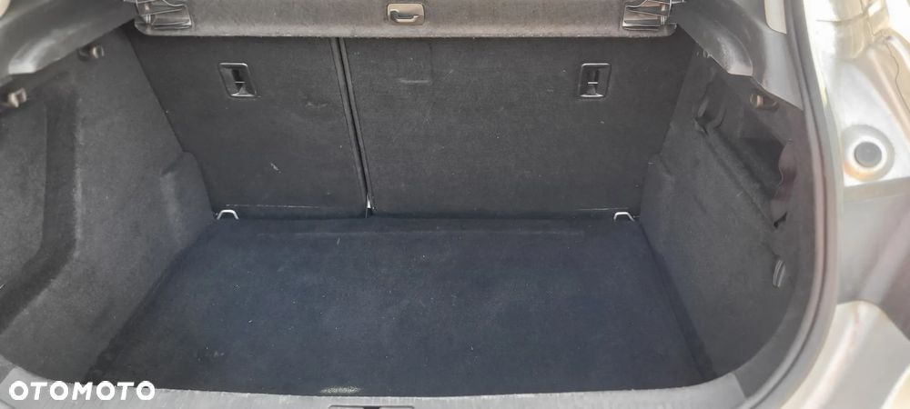 Opel Astra 1.6 Color Edition - 11