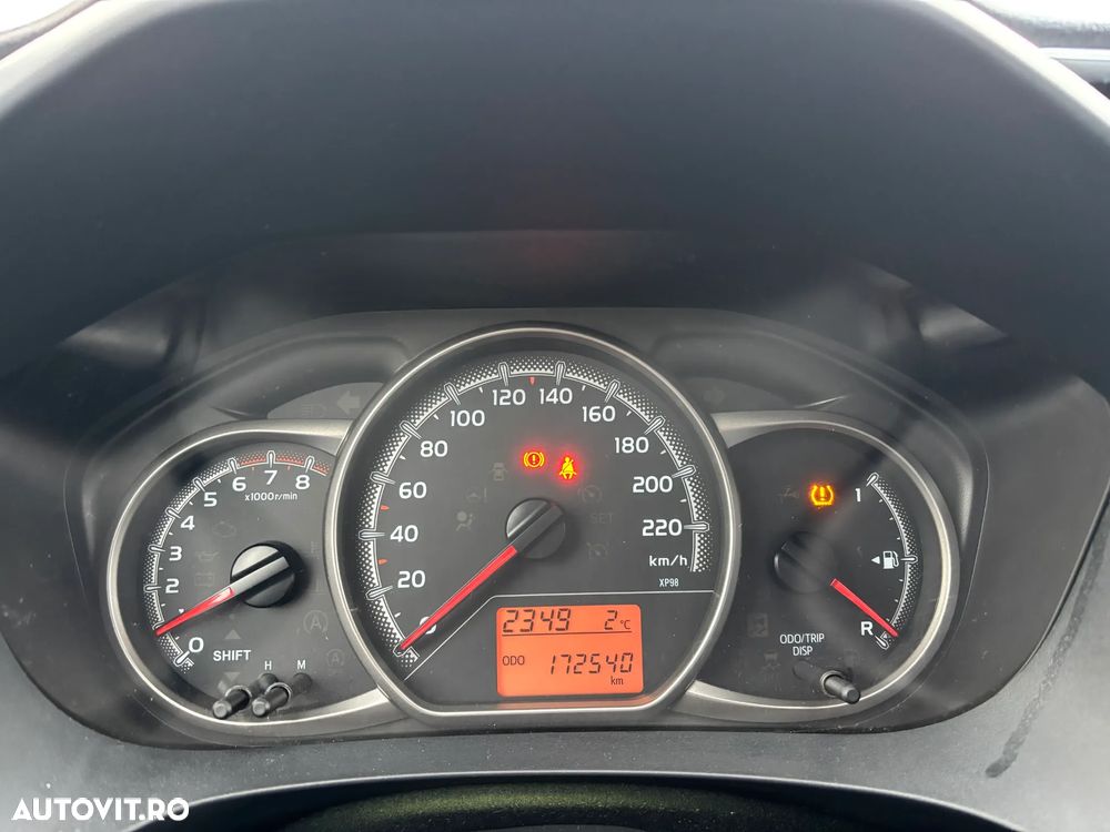 Toyota Yaris 1.33 L Dual VVT-i 5D Luna - 9