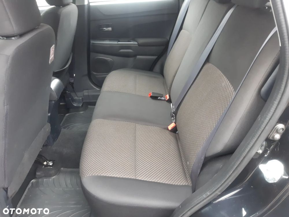 Mitsubishi ASX 1.6 DID Invite 4WD AS&G - 9