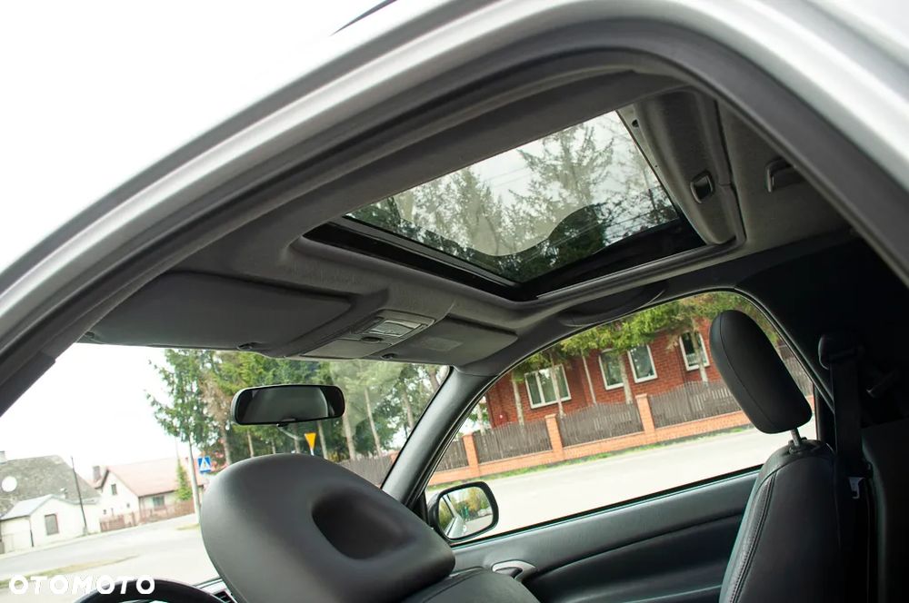 Toyota RAV4 2.0 VVT-i Sol - 21