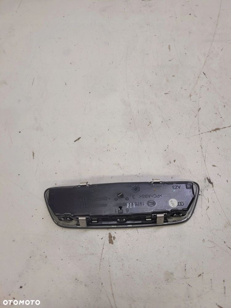 LAMPKA PODSUFITKI TYLNA TYŁ AUDI A4 B9 8W0947111 4M0947111 - 4