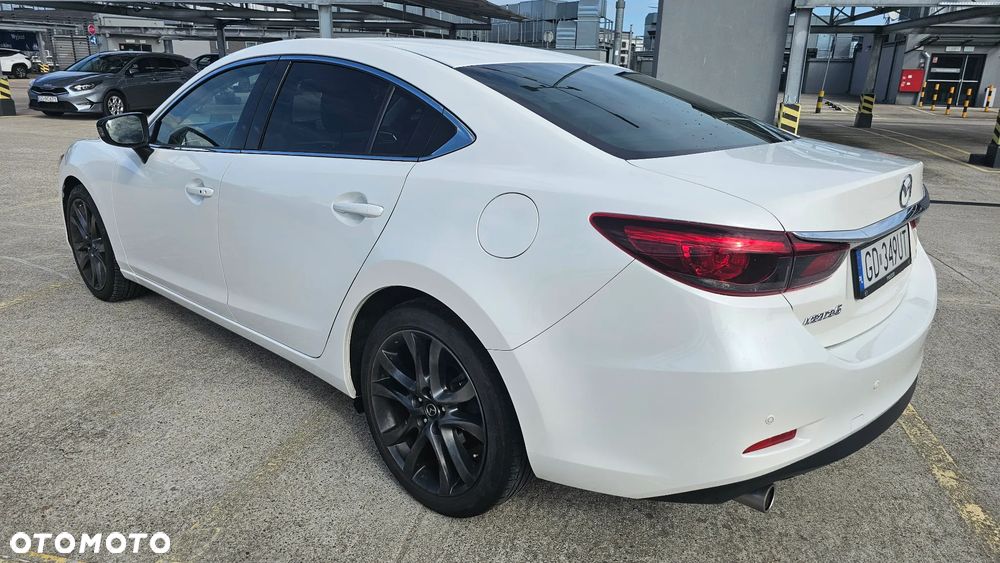 Mazda 6 - 12