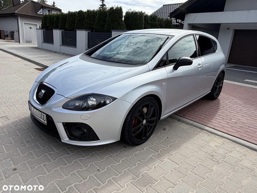 Seat Leon 2.0 T FSI Cupra R - 2