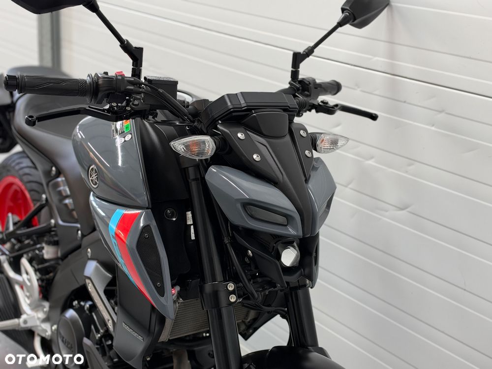 Yamaha MT - 16