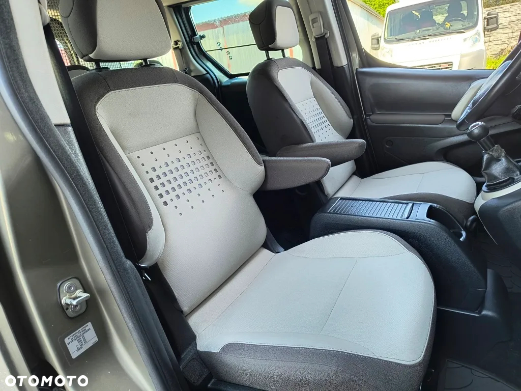 Citroën Berlingo Multispace VTi 120 Exclusive - 16