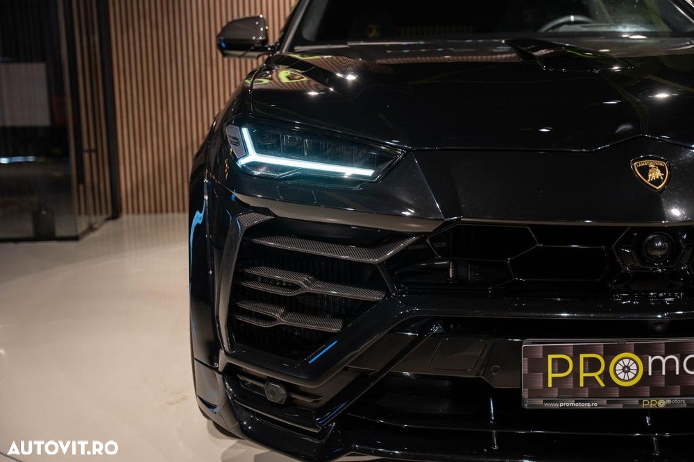 Lamborghini URUS - 12