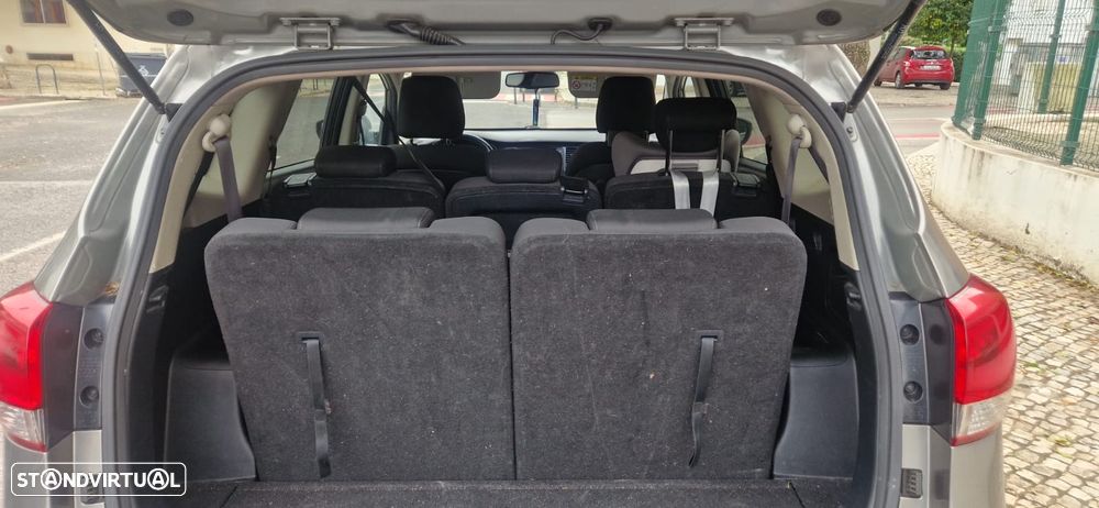 Kia Carens 1.7 CRDi ISG TX - 12