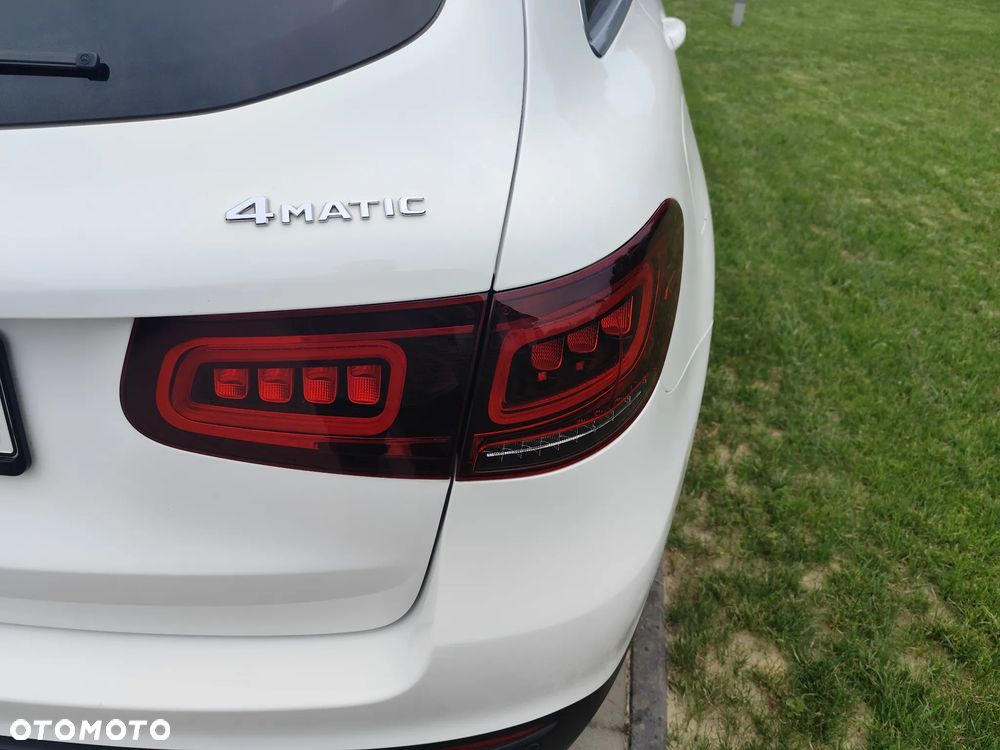 Mercedes-Benz GLC 200 d 4Matic 9G-TRONIC - 13