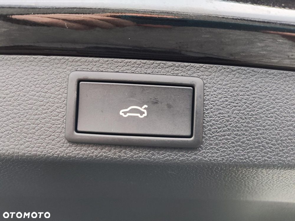 Skoda Karoq 2.0 TDI SCR 4x4 Sportline DSG - 20