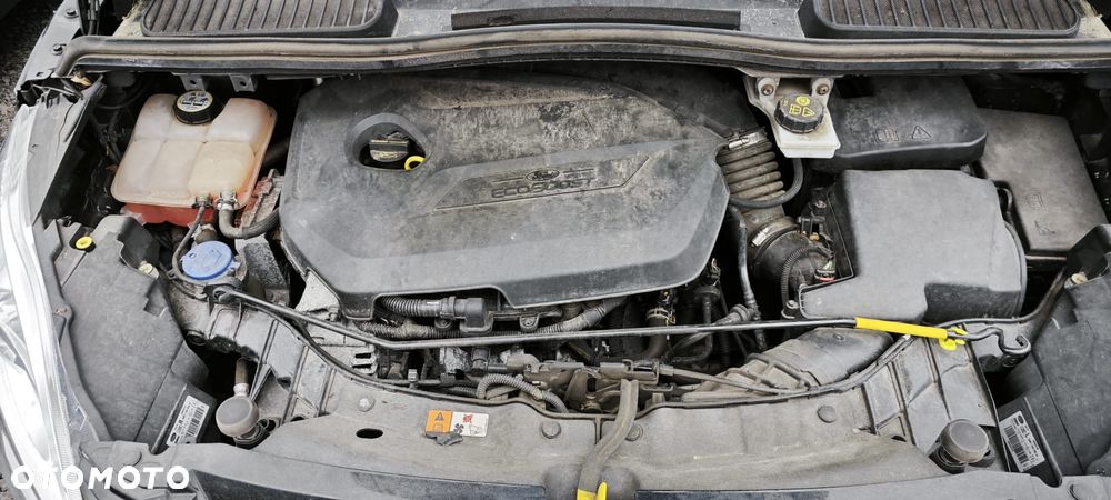 Ford C-MAX 1.5 EcoBoost Titanium ASS - 19