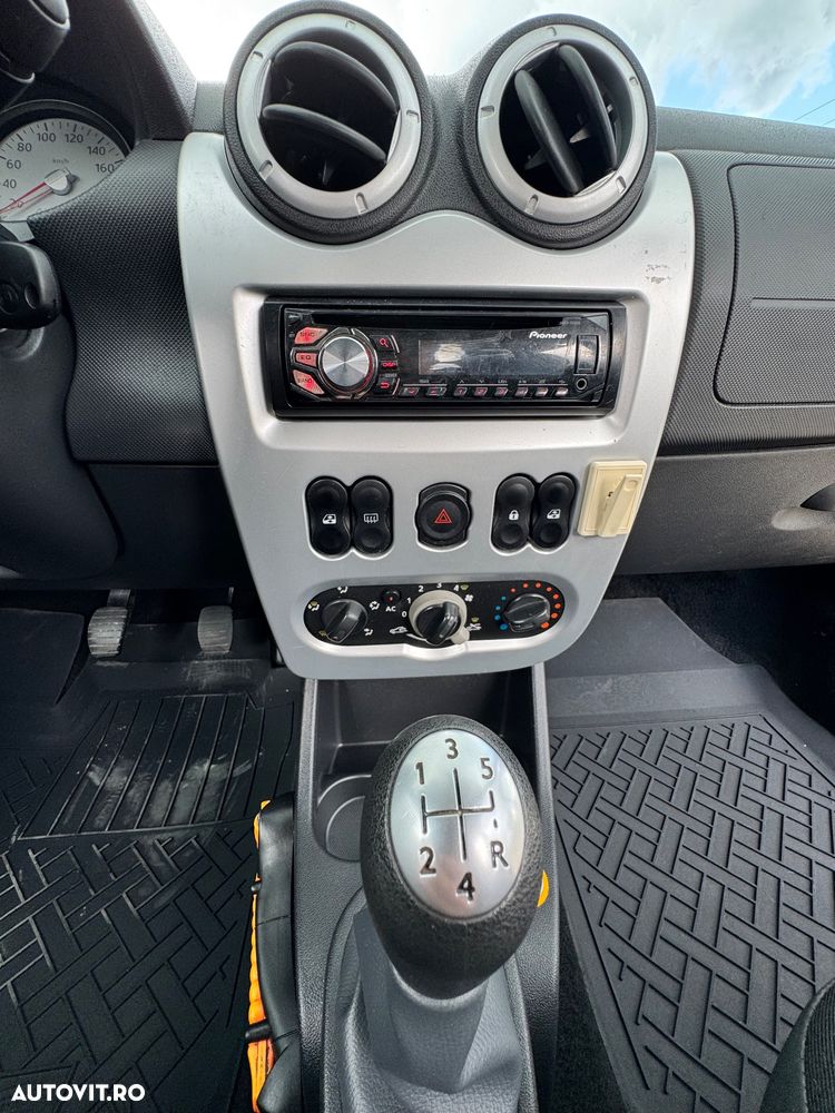 Dacia Logan MCV 1.6 16V Preference - 18