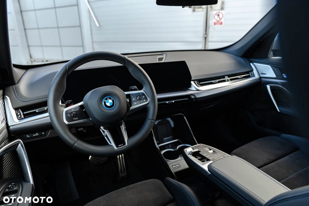 BMW X1 xDrive30e - 16