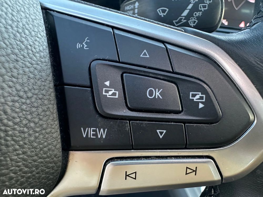 Volkswagen Golf 2.0 TDI Style - 11