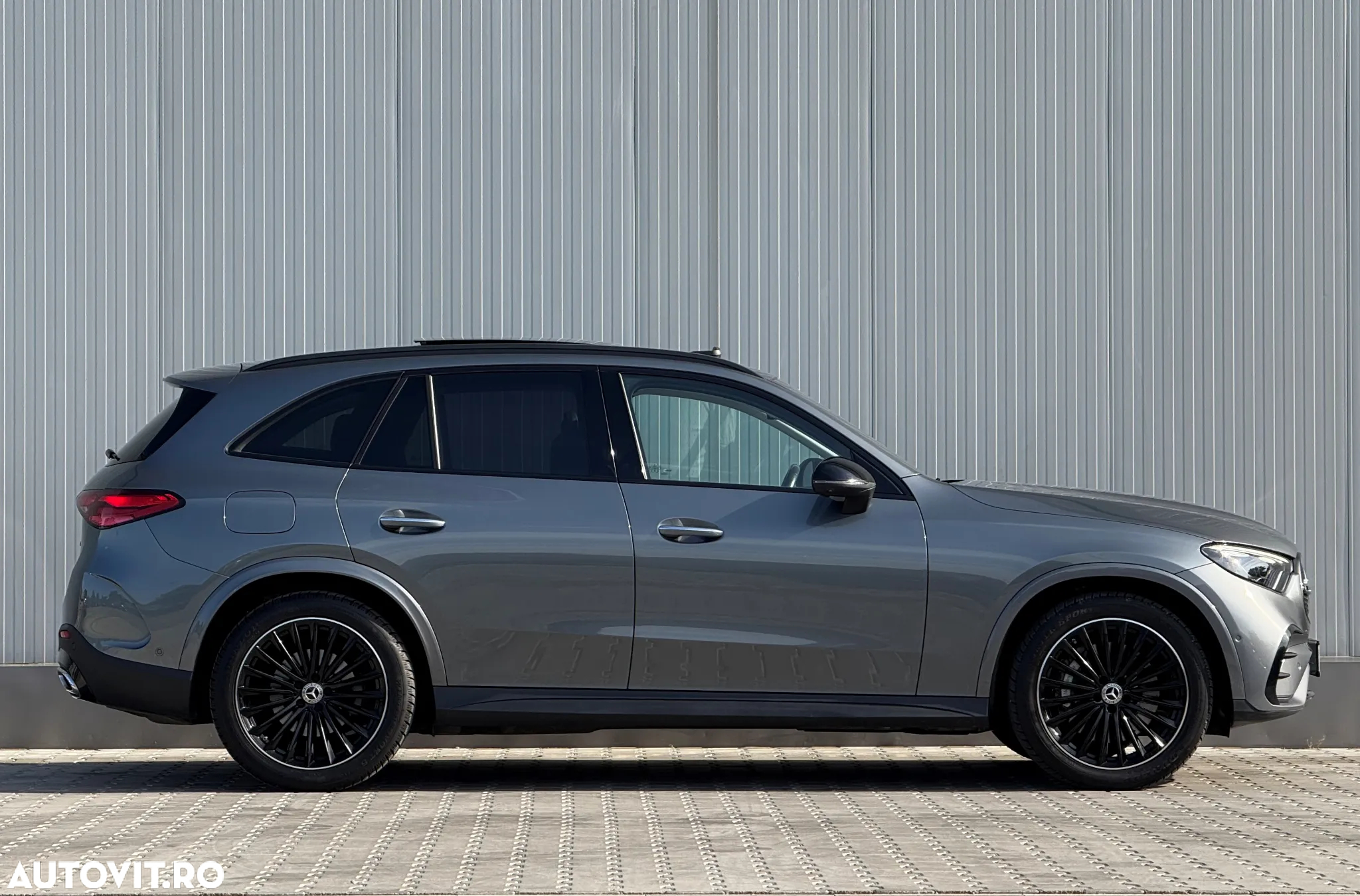 Mercedes-Benz GLC 300 d 4Matic 9G-TRONIC AMG Line Advanced - 10