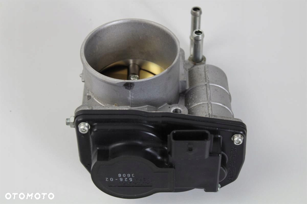 Przepustnica INFINITI Q50 Q50S 3,5 V6 HYBRID 526023606