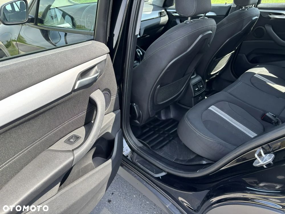 BMW X1 sDrive18d Sport Line sport - 16