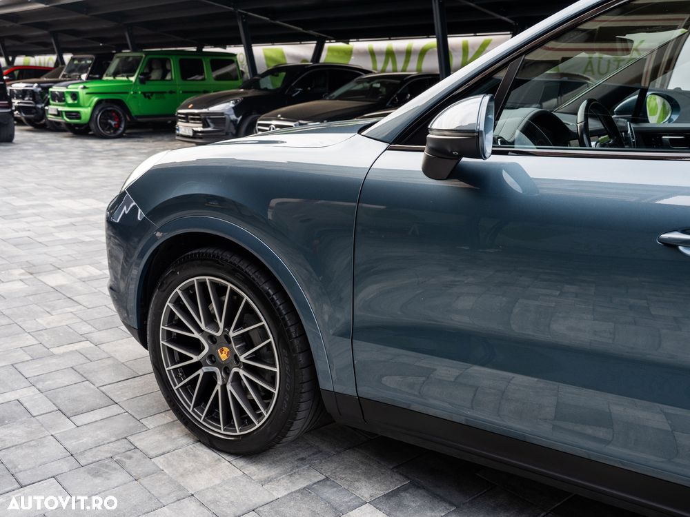 Porsche Cayenne - 15