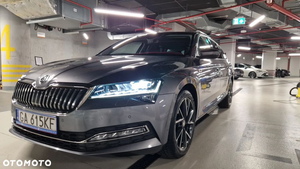 Skoda Superb 2.0 TDI SCR 4x4 Style DSG - 1