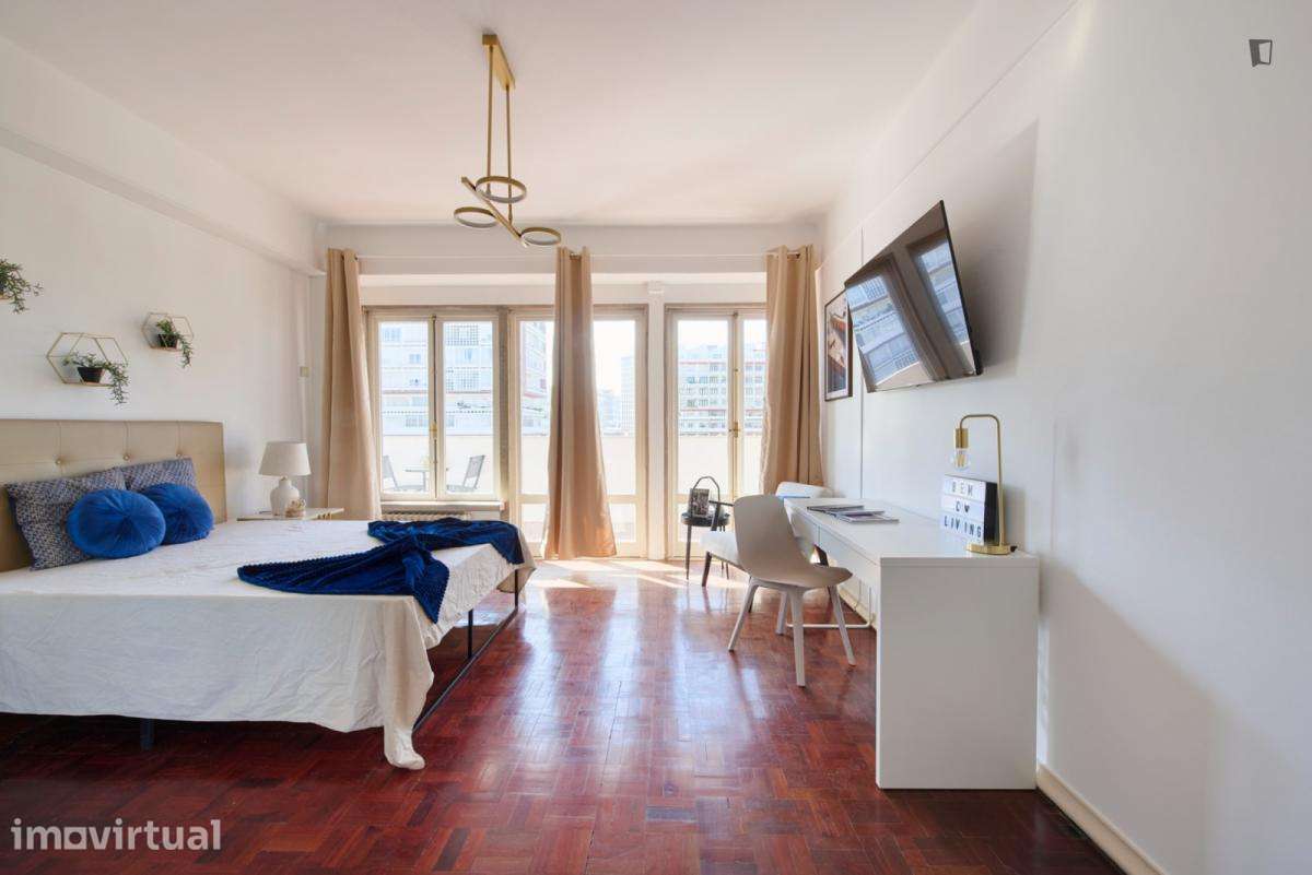 Quarto - localizado em Roma-Areeiro Lisbon - Grande imagem: 3/53
