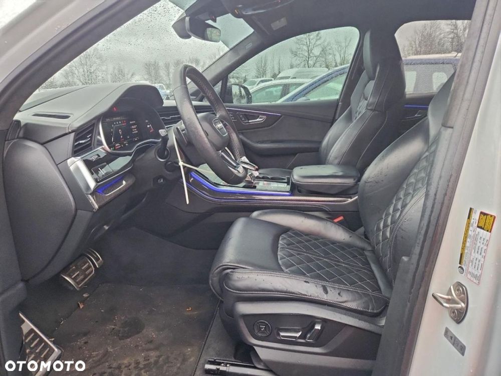 Audi SQ7 - 8