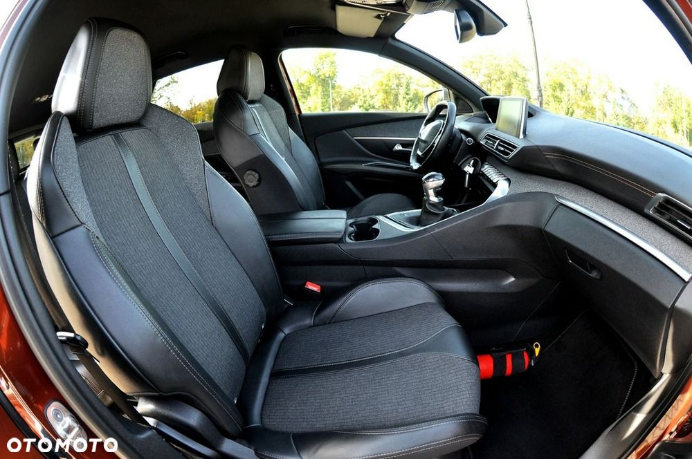 Peugeot 3008 1.2 PureTech GT S&S - 29