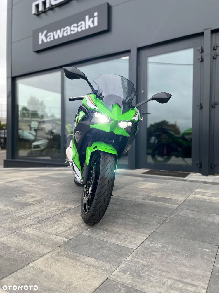 Kawasaki Ninja - 4
