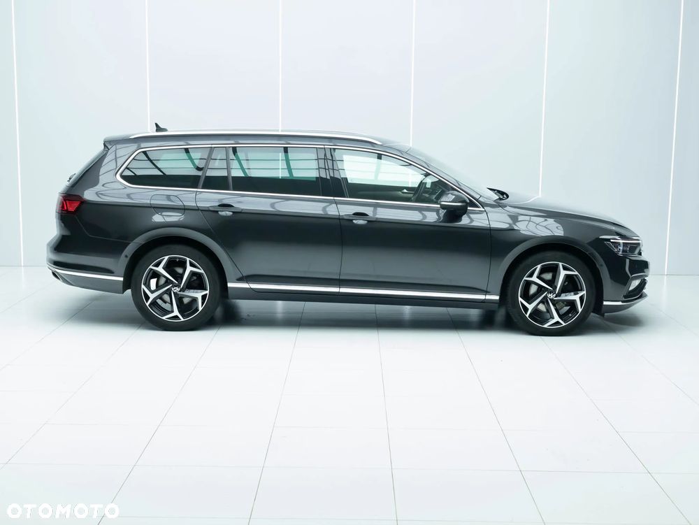 Volkswagen Passat Variant - 7