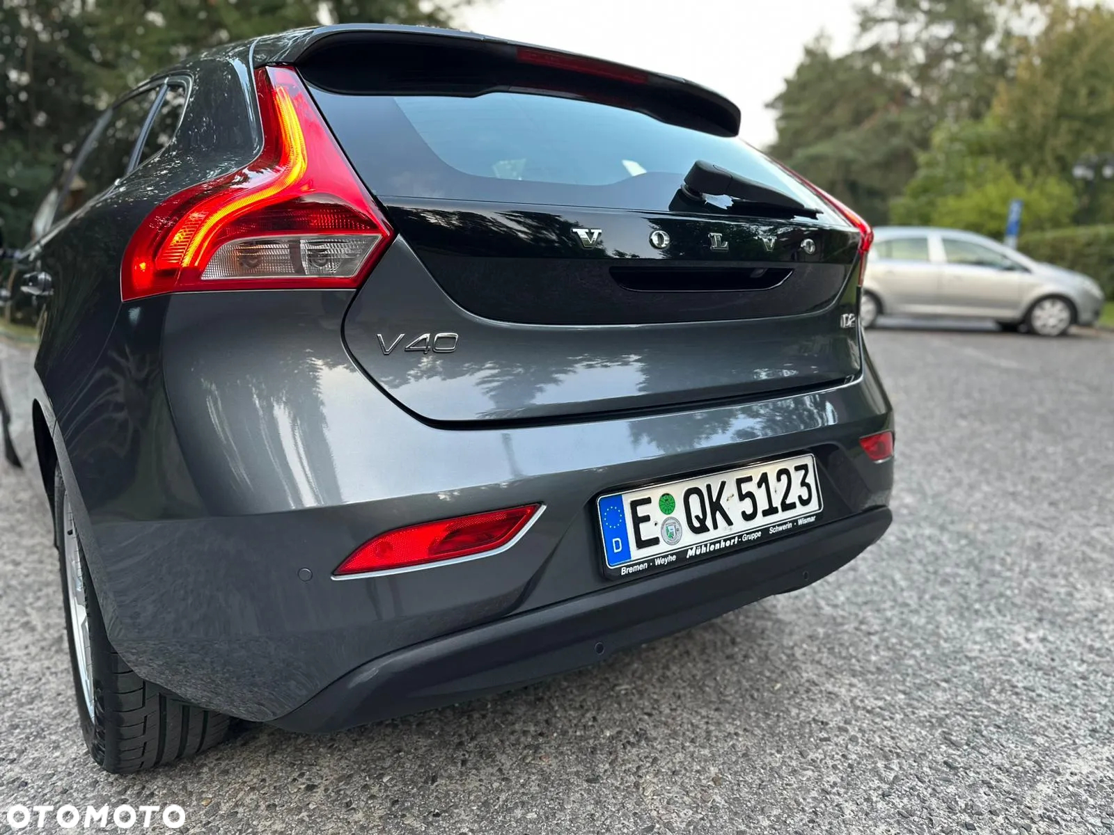 Volvo V40 D2 Momentum - 8