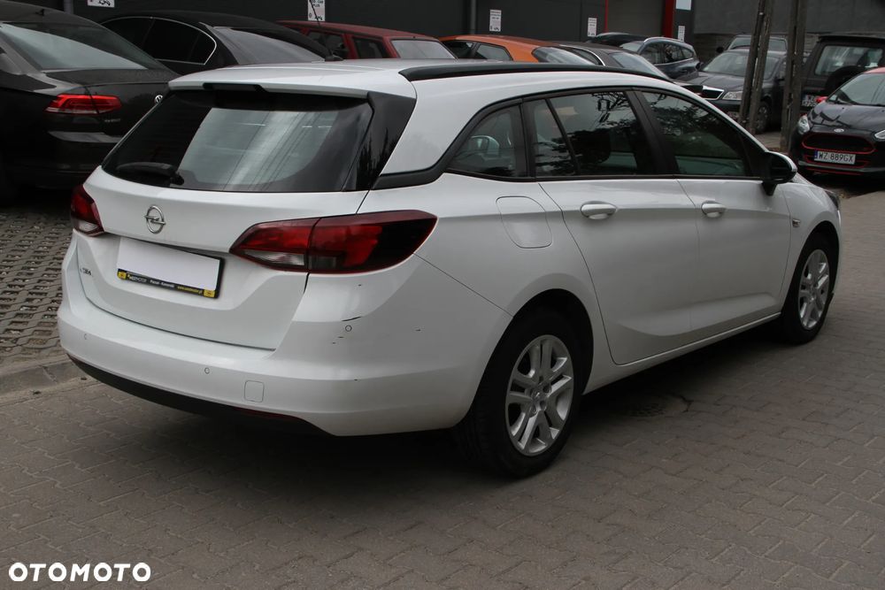 Opel Astra 1.2 T Elegance S&S - 7