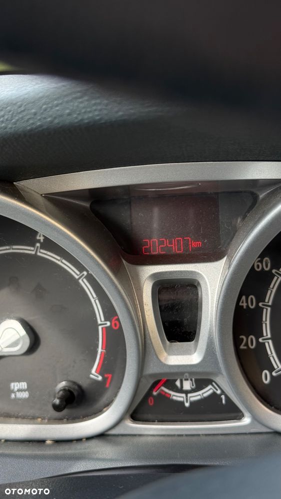 Ford Fiesta 1.25 Titanium - 12