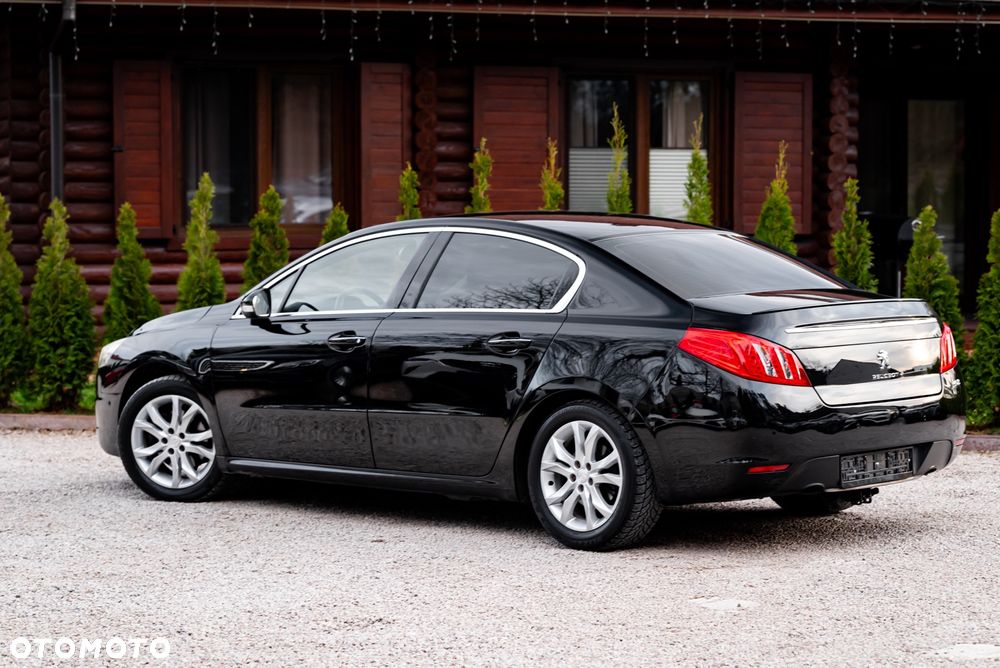 Peugeot 508 Hybrid4 - 11