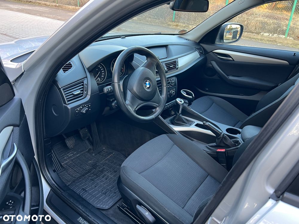 BMW X1 xDrive18d xLine - 5