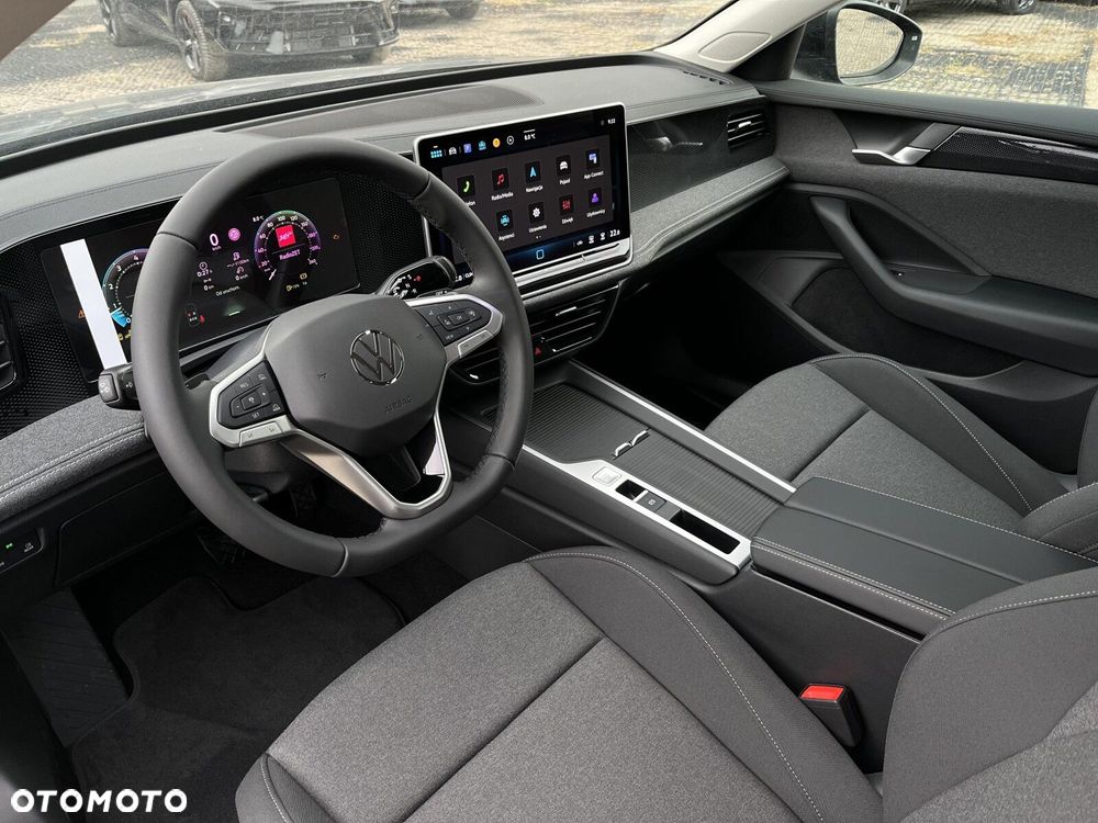 Volkswagen Passat - 9