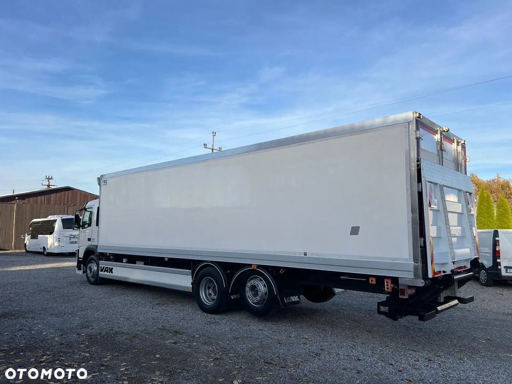 Volvo FM 370 / 6x2 / Chłodnia / Winda / - 6