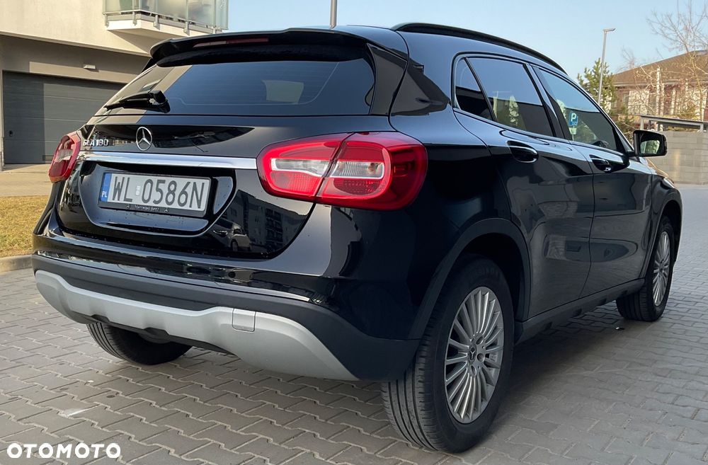 Mercedes-Benz GLA 180 - 5